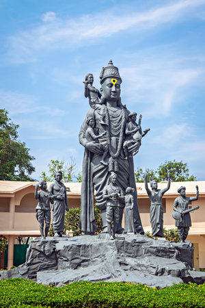 A huge statue of Lord Viththla with all saints in Anandsagar Bhakt Niwas Sankul in Shegaon famous for Shree Gajanan Maharaj temple with blue sky background..の写真素材