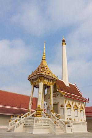 Crematory with sky background at wat srimahaphotの写真素材