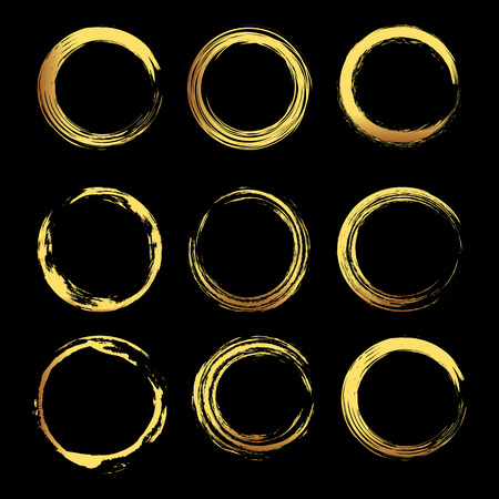 Set of 8 gold grunge elements. Hand drawn circles.Vector illustration.Grunge circle frames. Isolated elements for graphic design.Editable template. Gold shapes on a black background.のイラスト素材
