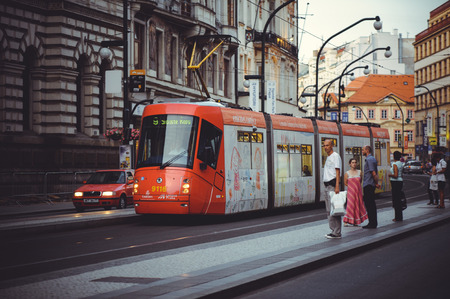 PRAGUE, CZECH REPUBLIC - JUNE 2016: Trams on the street in Prague, public transportのeditorial素材
