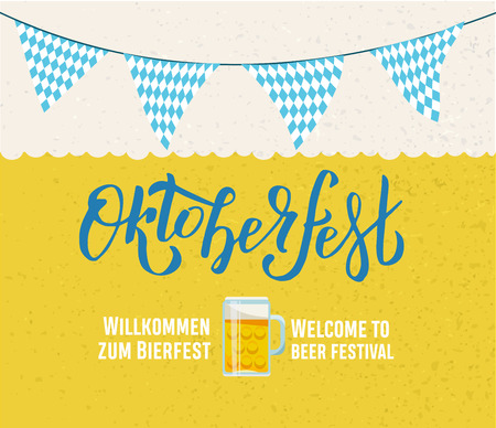 Willcommen zum Bierfest Welcome to beer festival Oktoberfest handwritten lettering on yellow beer textured background. with Bavarian garland triangular tags and beer mug. banner typography for posterのイラスト素材