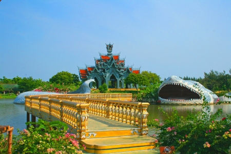 bridge over lake in templeの写真素材
