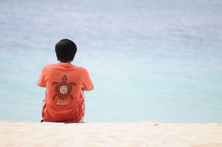 Boracay, Philippines - Feb 1, 2015. Tourists and traditional boat at White beach, Boracay Island, Philippines.のeditorial素材
