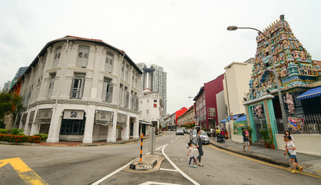 Singapore - Aug 30, 2015. Old buildings in Chinatown of Singapore. As the largest ethnic group in Singapore is Chinese, Chinatown is considerably less of an enclave than it once was.のeditorial素材