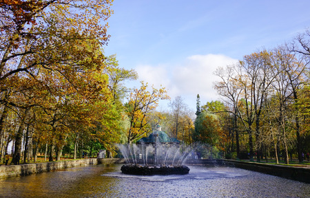 Petersburg, Russia - Oct 9, 2016. Fountain at the Peterhof garden at sunny day in Petersburg, Russia.のeditorial素材