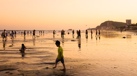 Vung Tau, Vietnam - Nov 12, 2016. People relax on the beach at sunset in Vung Tau, Vietnam. Vung Tau is one of famous destinations near Saigon.のeditorial素材