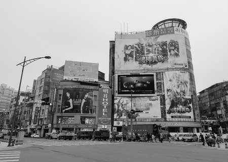 TAIPEI, TAIWAN - JAN 5, 2016. Many people walking at the Ximending street market in Taipei, Taiwan. In 2013, over 6.3 million overseas visitors visited Taipei.のeditorial素材