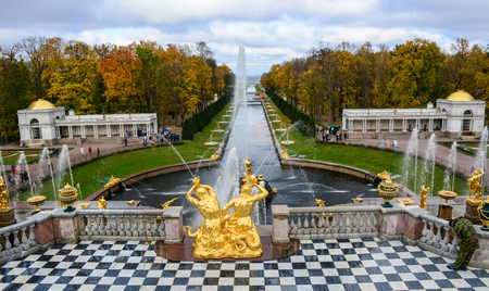 St Petersburg, Russia - Oct 9, 2016. Samson Fountain and Sea Channel at Peterhof, St Petersburg, Russia. The Peterhof Museum is one of the most popular museums in Russia.のeditorial素材