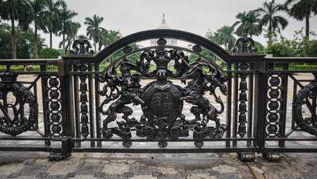 Kolkata, India - Jul 8, 2015. The main gate of Victoria Memorial in Kolkata, India. The Victoria Memorial is a large marble building in Kolkata, which was built between 1906 and 1921.のeditorial素材