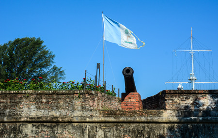 Ancient fort in Penang, Malaysia. Penang is a Malaysian state located on the northwest coast of Peninsular Malaysia, by the Malacca Strait.のeditorial素材