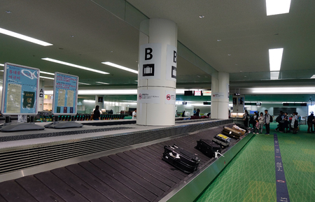 Tokyo, Japan - May 15, 2017. Baggage Claim of Haneda Airport in Tokyo, Japan. Haneda is the primary base of major domestic airlines Japan Airlines and All Nippon Airways.のeditorial素材