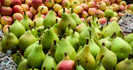 Fresh pear fruits for sale at street market in Amritsar, India.