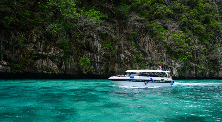 Krabi, Thailand - Jun 20, 2016. A speedboat running on the sea in Koh Phi Phi, Thailand. Phi-Phi Island is one of the most talked about places in Southeast Asia.のeditorial素材