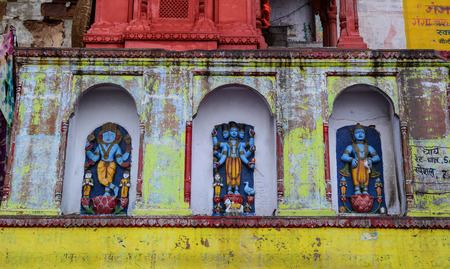 Varanasi, India - Jul 11, 2015. Small Hindu temple in Varanasi, India. Varanasi also known as Banaras or Kashi is a city on the banks of the Ganges in the Uttar Pradesh.のeditorial素材