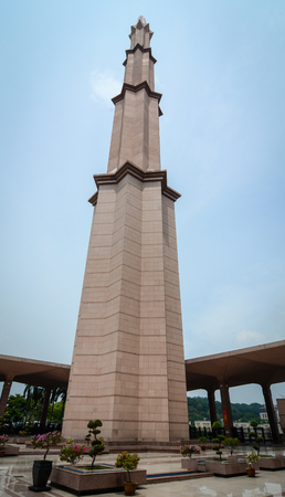 Putrajaya, Malaysia - Jul 7, 2015. Main tower of Putra Mosque in Putrajaya, Malaysia. The mosque is one of the famous landmark in Putrajaya, Malaysia.のeditorial素材