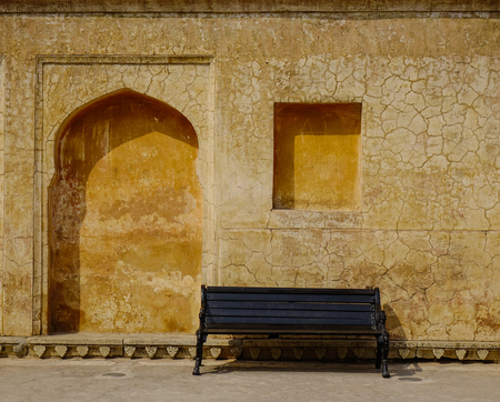 A vintage bench at an acient palace in Jaipur, Rajasthan, India.のeditorial素材