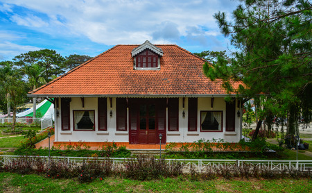 Dalat, Vietnam - Nov 27, 2017. Old villa located in Dalat, Vietnam. Da Lat was developed as a resort by the French in the early 1900s, and many reminders of its colonial heritage remain.のeditorial素材