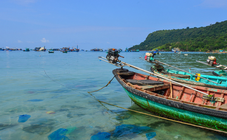 Tho Chau, Vietnam - Dec 14, 2017. Motorboats docking at pier in Tho Chau Island, Vietnam. Tho Chau Islands (Poulo Panjang) is an archipelago in the Gulf of Thailand.のeditorial素材
