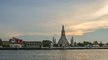 Bangkok, Thailand - Apr 22, 2017. Wat Arun Temple at twilight in Bangkok, Thailand. The temple is situated on the west bank of the Chao Phraya River.のeditorial素材