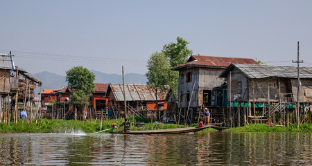 Inle, Myanmar - Feb 15, 2016. Wooden floating houses on Inle Lake, Myanmar. Inle Lake is a freshwater lake located in the Taunggyi District of Shan State.のeditorial素材