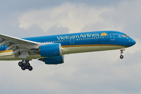 Saigon, Vietnam - Jun 24, 2018. An Airbus A350-900 airplane of Vietnam Airlines landing at Tan Son Nhat Airport (SGN) in Saigon (Ho Chi Minh City), Vietnam.のeditorial素材