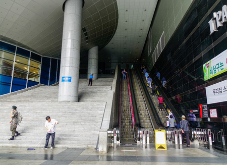 Seoul, South Korea - Feb 6, 2015. View of a shopping mall in Seoul, S. Korea. South Korea is a highly developed country and a high-income economy.のeditorial素材