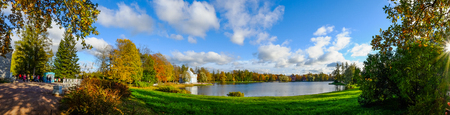 Golden autumn on the lake of Catherine Palace in Saint Petersburg, Russia.のeditorial素材