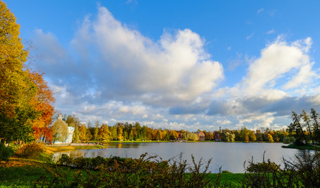 Golden autumn on the lake of Catherine Palace in Saint Petersburg, Russia.のeditorial素材