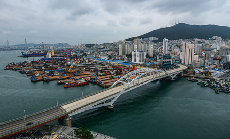 Busan, South Korea - Sep 18, 2016. View of Yeongdodaegyo Bridge with cityscape in Busan, S. Korea. Busan is second largest city with busy seaports.のeditorial素材