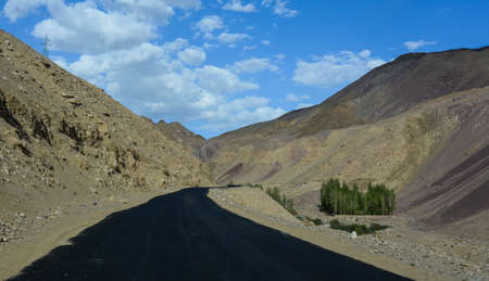 Mountain road of Ladakh, Northern India. Ladakh is the highest plateau in India with much of it being over 3,000 m.の写真素材