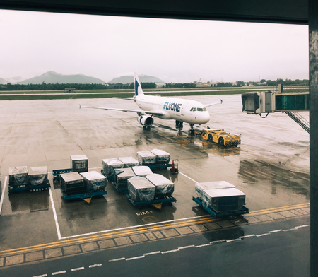 Da Nang, Vietnam - May 22, 2019. Passenger airplane docking at Da Nang Airport (DAD). The airport served 5 million passengers in 2014, around 6 years sooner than expectation.のeditorial素材
