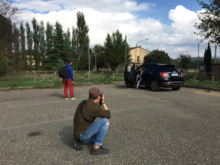 Tuscany, Italy - Oct 17, 2018. Traveler taking pictures of countryside scenery of Tuscany, Italy.のeditorial素材