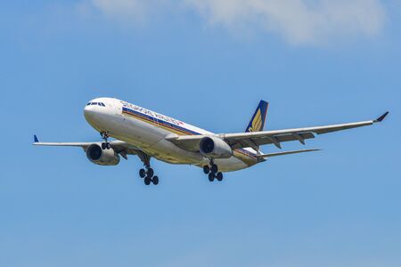 Singapore - Mar 27, 2019. 9V-SSB Singapore Airlines Airbus A330-300 landing at Changi Airport (SIN). Changi serves more than 100 airlines flying to 400 cities.のeditorial素材