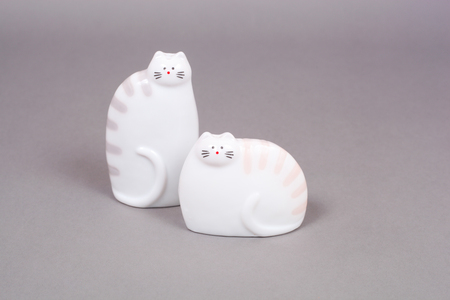 salt-cellar and pepper-box cats closeupの写真素材