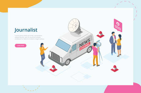 Concept Of Breaking Latest News. Website Landing Page. Characters Filming Reportage. Reporters Publishing True News Based On Information From Journalists. Web Page Isometric 3D Vector Illustrationのイラスト素材