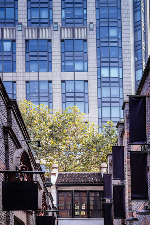 Shi Ku Men building のeditorial素材