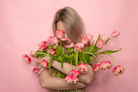 Close up portrait of a pretty young girlの写真素材