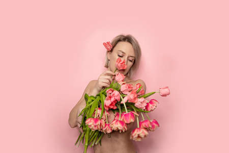 Close up portrait of a pretty young girlの写真素材