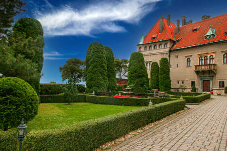 10-13-2021 Smolenice, Slovakia Smolenice Castle
A castle in the eastern slope of the Little Carpathians, near the town of Smolenice, Slovakia.のeditorial素材