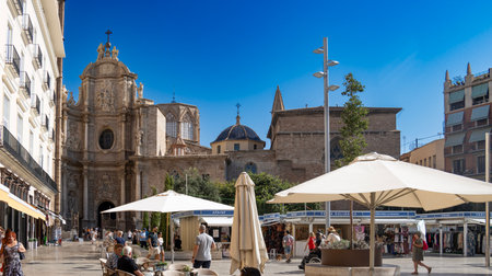 Valencia, Spain  21-08-2023 The bell tower on La plaza de la reina -  Reina squareÂ´s and Reina cathedral.のeditorial素材