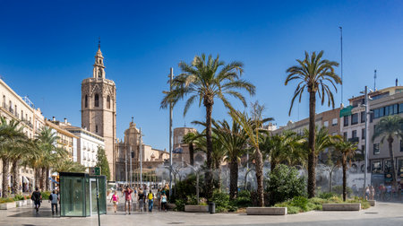 Valencia, Spain  21-08-2023 The bell tower on La plaza de la reina -  Reina squareÂ´s and Reina cathedral.のeditorial素材