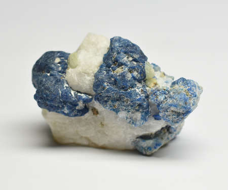 lapis lazuli gemstone crystal raw