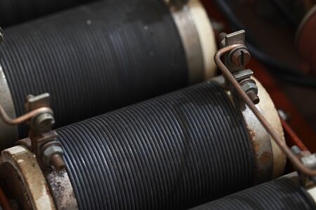 Coil and joint large in the device.