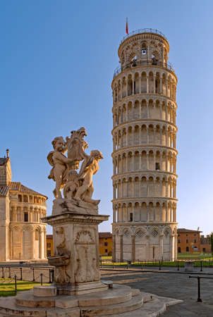The leaning tower of Pisa at the Piazza Miracoli, Tuscany Region, Italyの写真素材