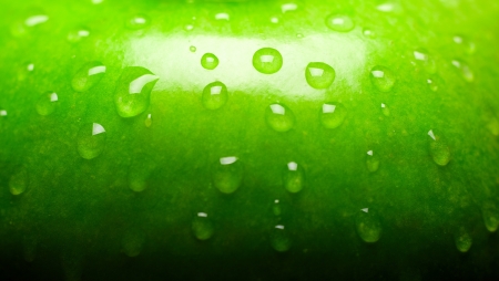 drops on appleの写真素材