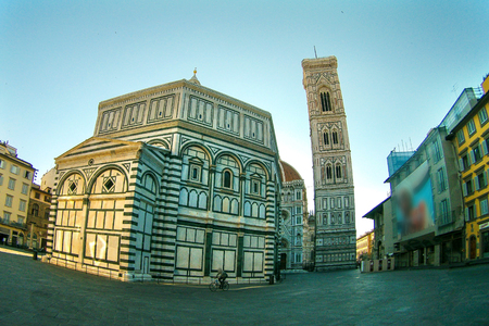 Famous Baptistery of San Giovanni and Santa Maria del Fiore cathedral church in early morning, Florence, Tuscany, Italy.のeditorial素材