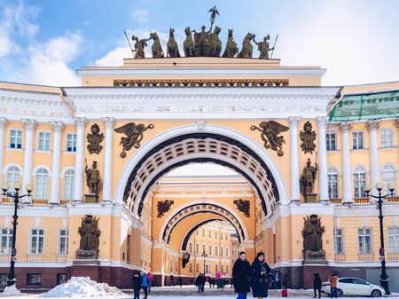 ST. PETERSBURG, RUSSIA - MARCH 21, 2018: View of Arch of General Staff  in Palace Square at frosty snow winter day, St. Petersburg, Russiaのeditorial素材