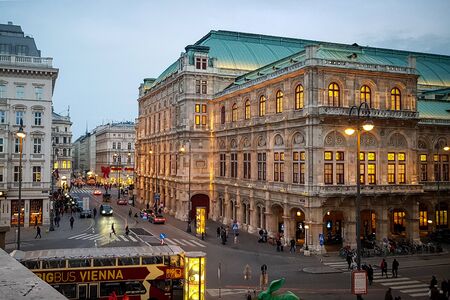 VIENNA, AUSTRIA - NOVEMBER 15, 2019: Evening view of Vienna opera in light of street lamps, Vienna, Austriaのeditorial素材