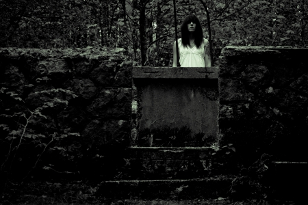 Horror scene of a scary womanの写真素材