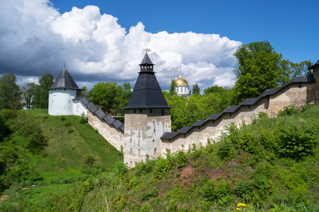 PECHORY, RUSSIA-MAY 26, 2021: The walls of the fortress of the Pskov-Pechersk Monastery.のeditorial素材